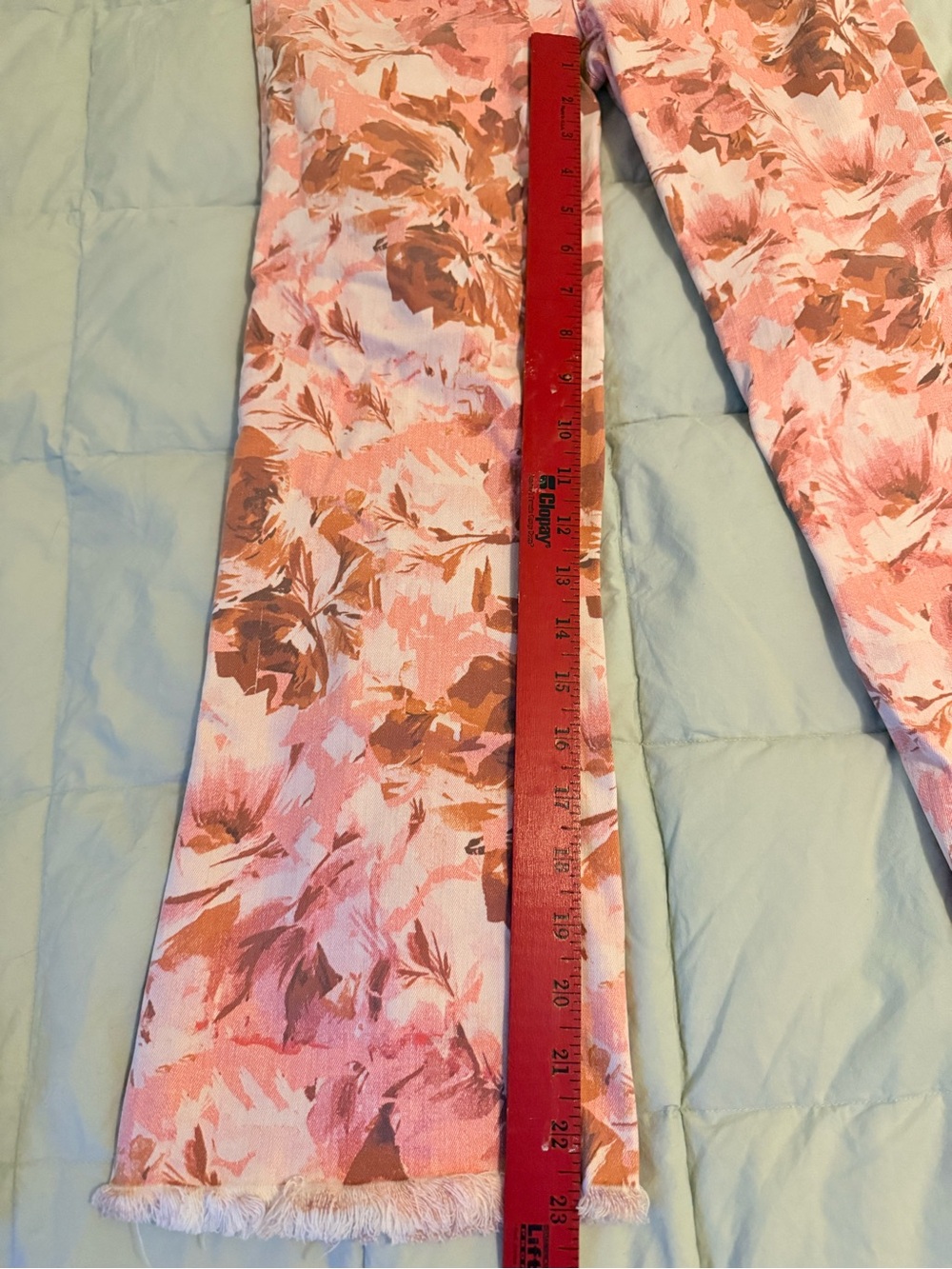 Liverpool Los Angeles Hannah Floral Crop Flare Fray Jeans Pink Rose Size 0 - Picture 10 of 10